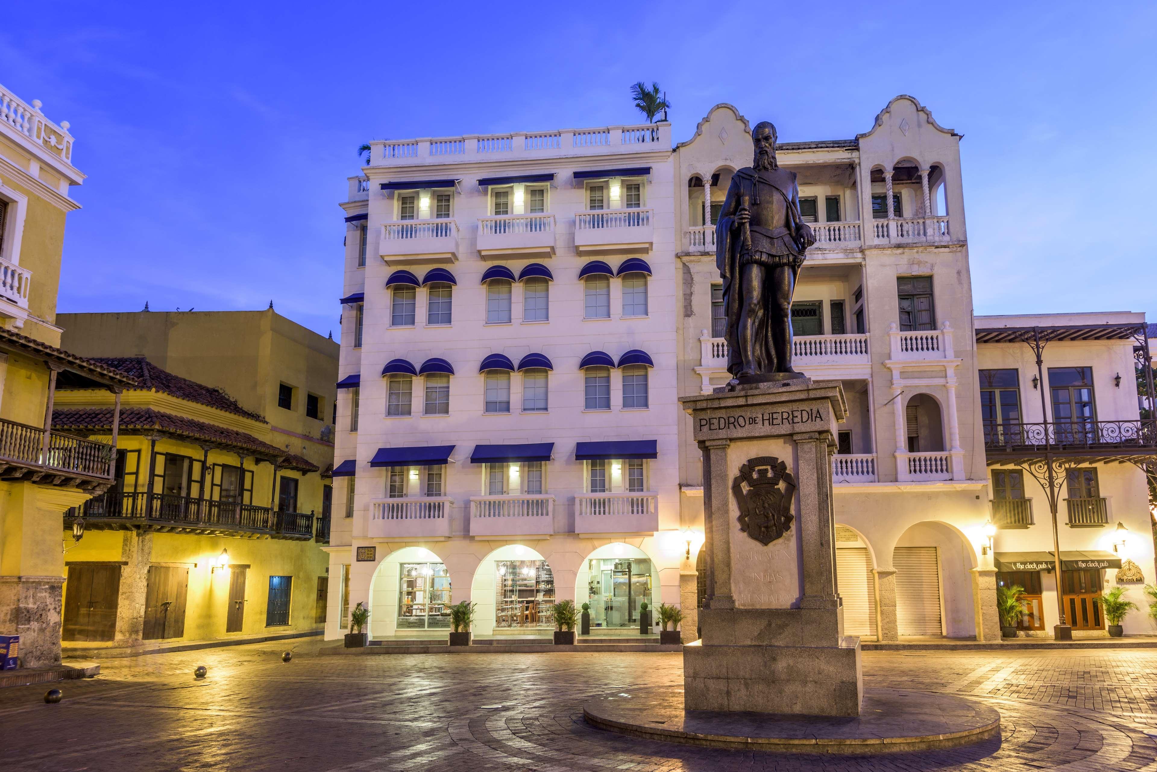 Hotel Nh Royal Urban Cartagène Extérieur photo