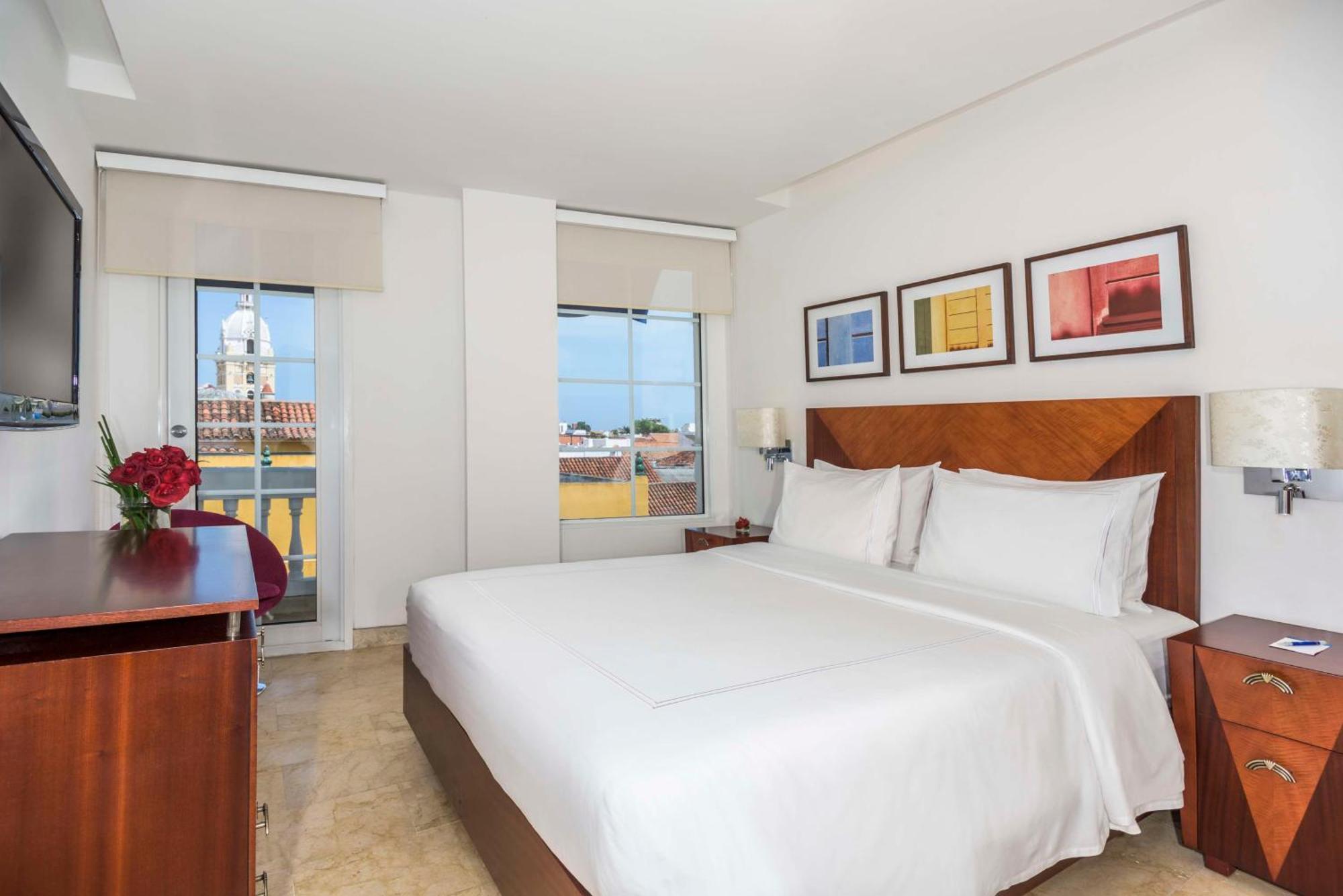 Hotel Nh Royal Urban Cartagène Extérieur photo