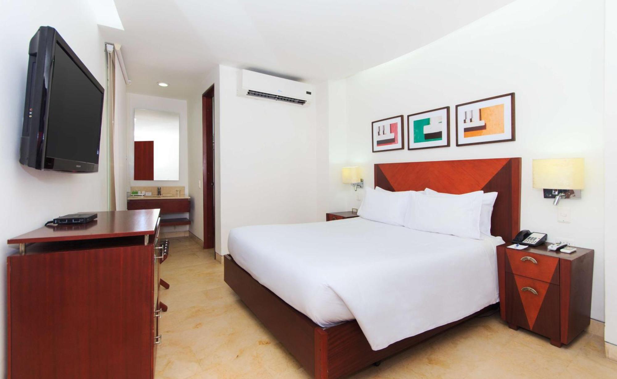 Hotel Nh Royal Urban Cartagène Extérieur photo