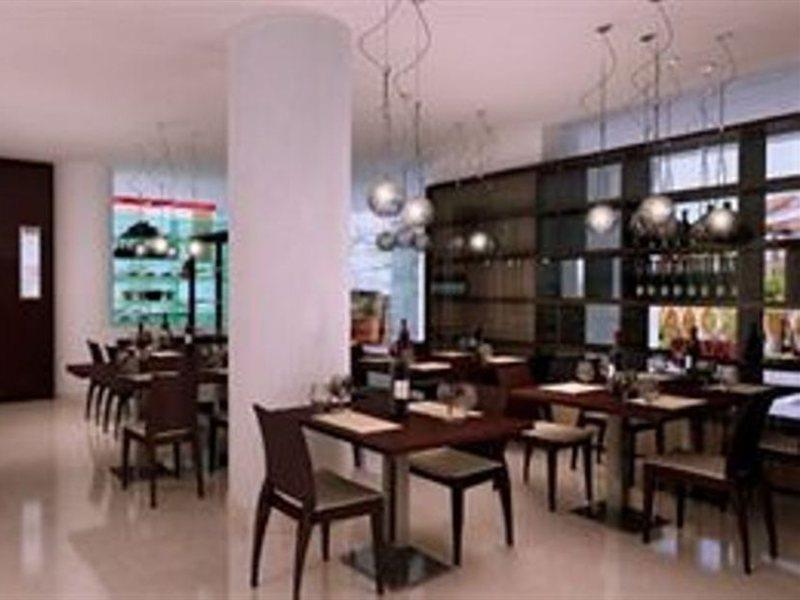 Hotel Nh Royal Urban Cartagène Extérieur photo