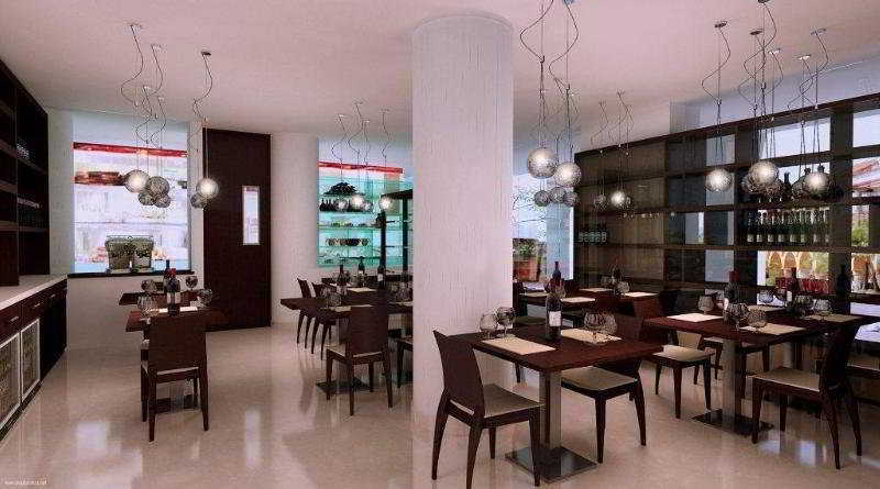 Hotel Nh Royal Urban Cartagène Extérieur photo