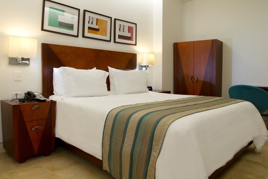 Hotel Nh Royal Urban Cartagène Extérieur photo